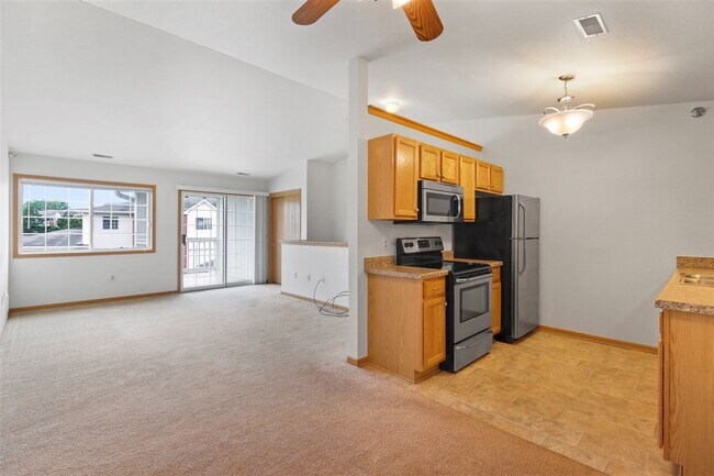 Building Photo - 8330 Lexington Pl