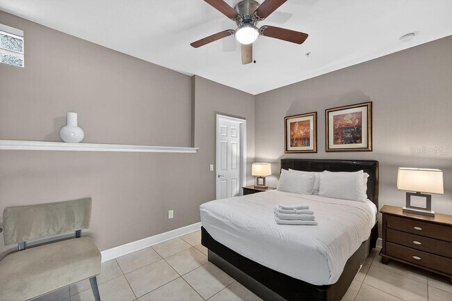 Building Photo - 14525 Damai Ln