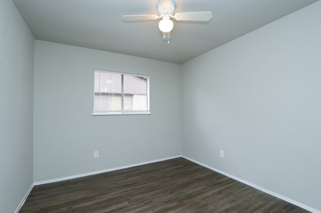 Building Photo - 24018 Reagon Canyon Dr