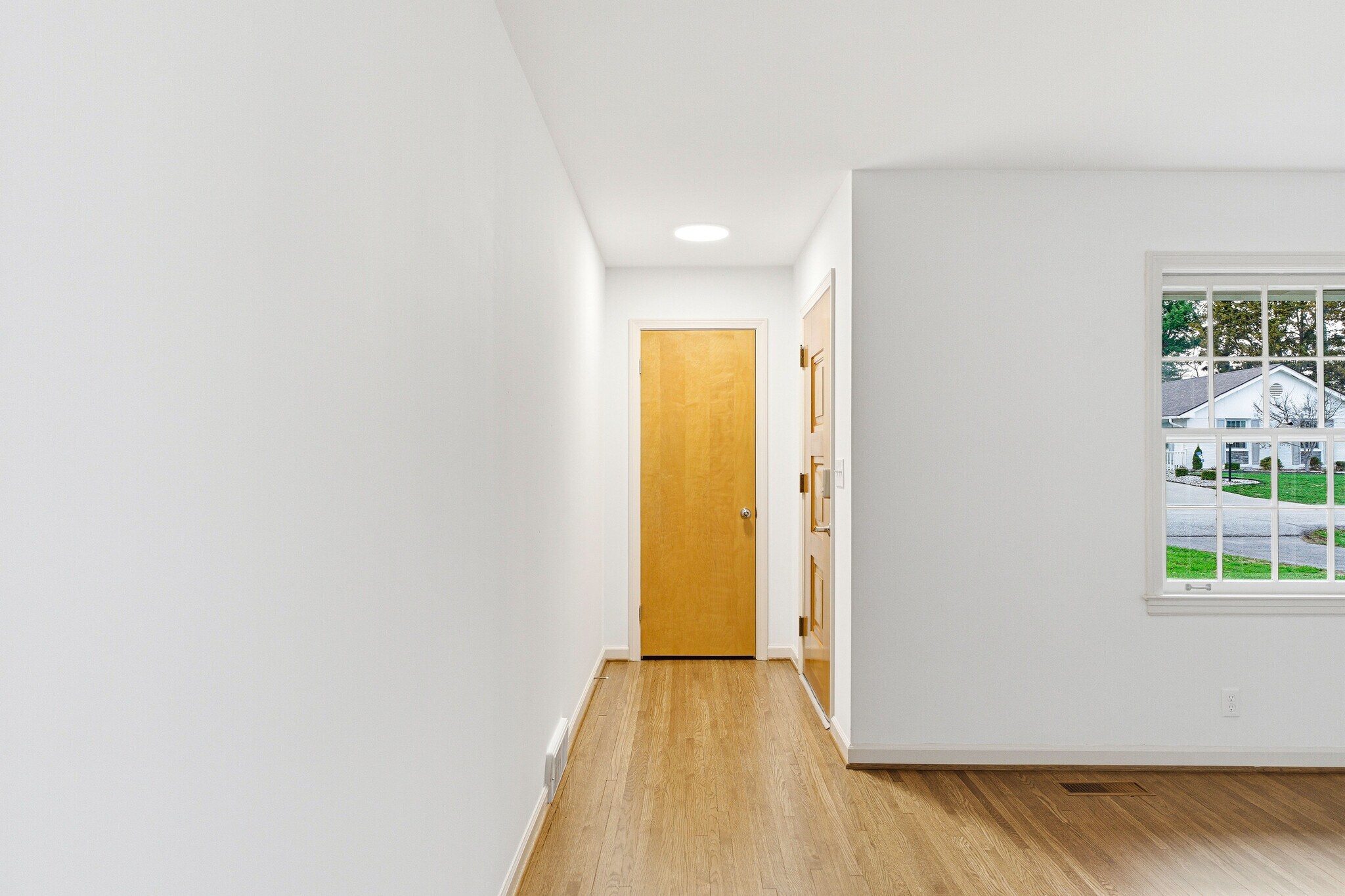 Building Photo - 925 Ashland Ave