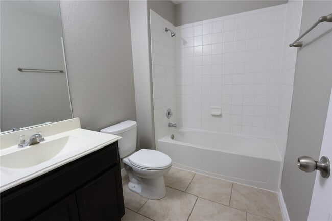 Building Photo - 17703 Rose Summit Ln