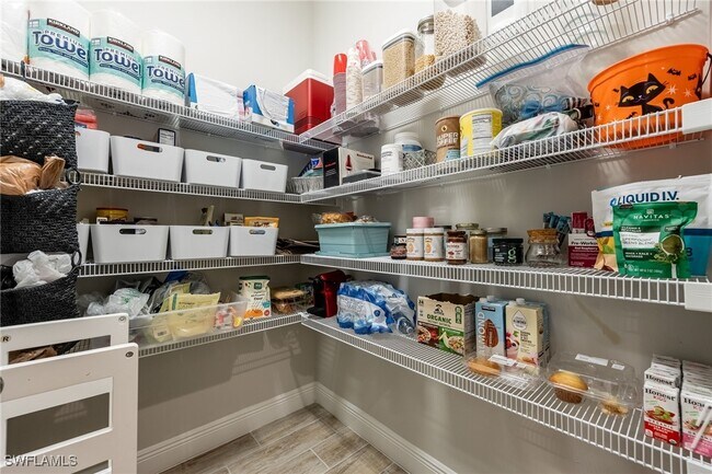 Building Photo - 3509 Pilot Cir