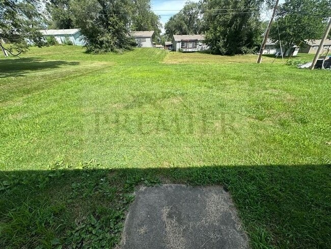 Building Photo - $799 RENT $799 Deposit/ 2 bd / 1 ba Grandv...
