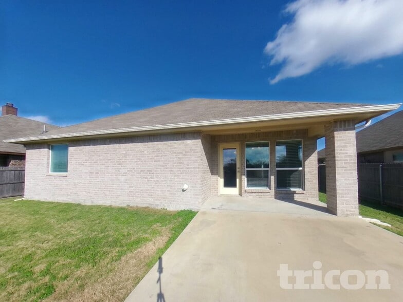 Building Photo - 1713 Meadow Lark Ln