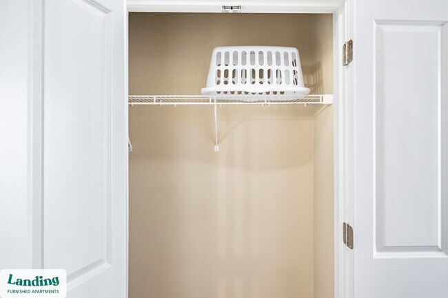 Building Photo - 6115 Tidewater Dr