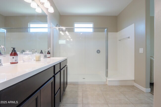 Building Photo - 37903 W San Clemente St