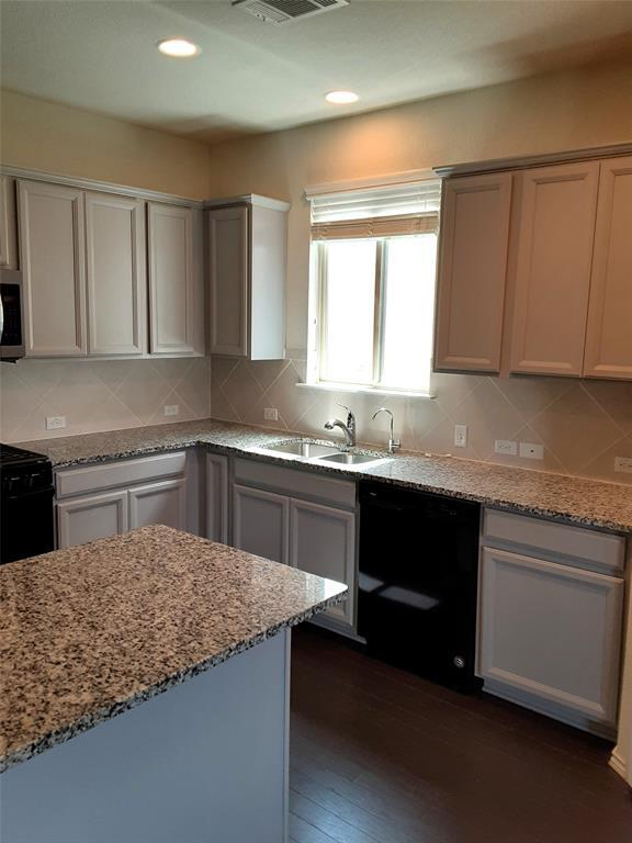 Building Photo - 504 Coffee Berry Dr