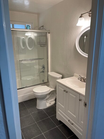 Building Photo - 1222 Sir Francis Drake Blvd