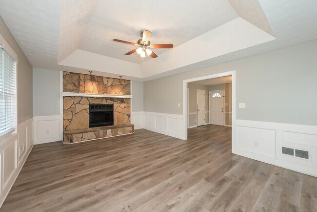 Building Photo - 1260 Rocky Rd