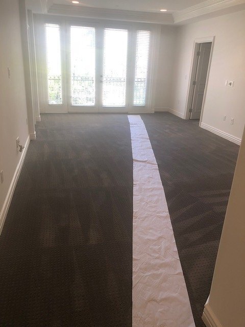 Building Photo - 129 S Elm Dr