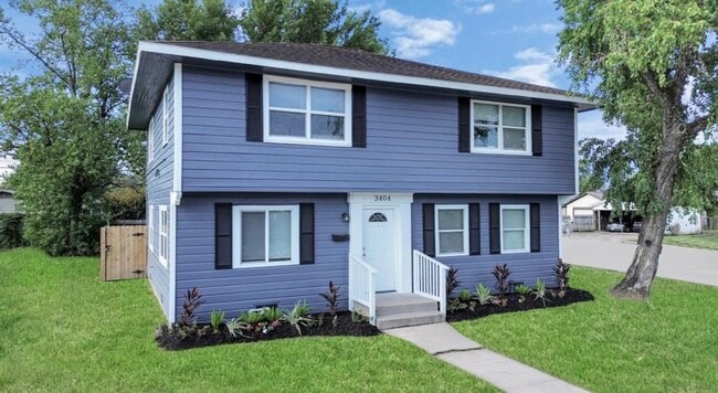 Building Photo - 3404 Blodgett St