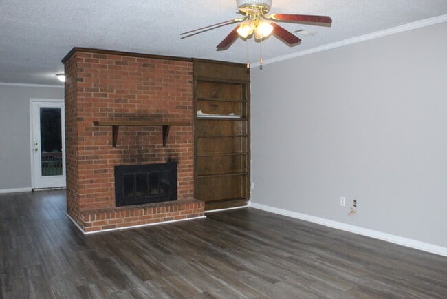 Building Photo - Heart of Evans Ranch Home