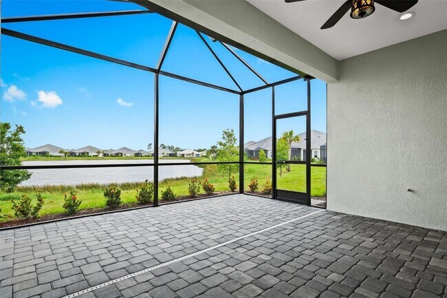 Building Photo - 10112 Lake Wales Cir