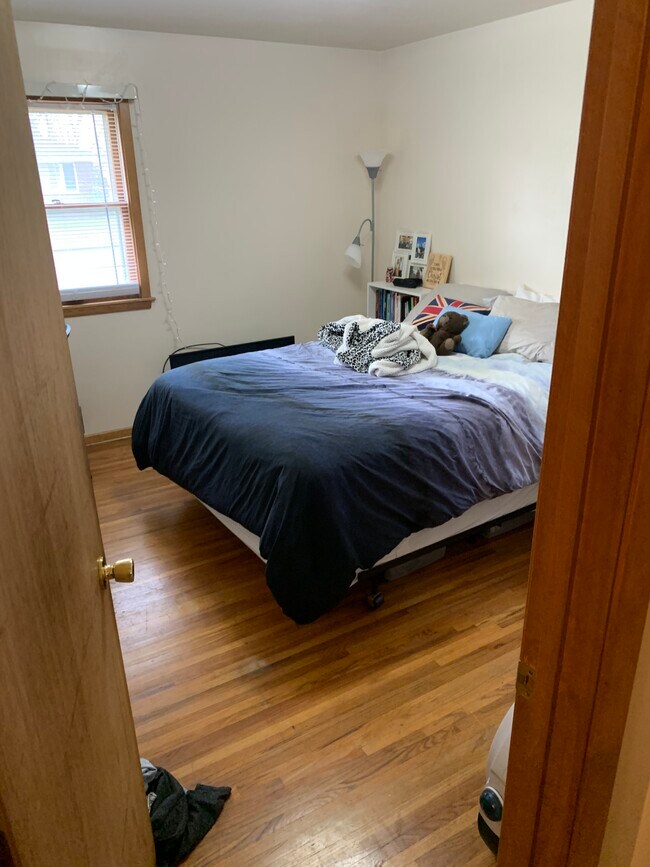 Building Photo - 108 Meadow Ln