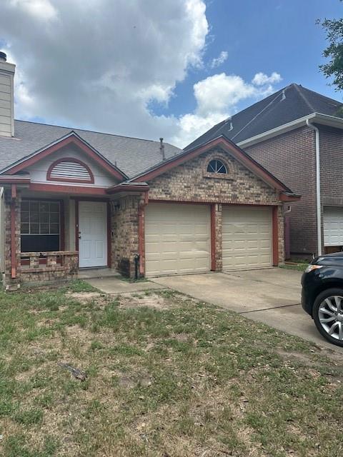 Primary Photo - 8611 Green Cedar Dr
