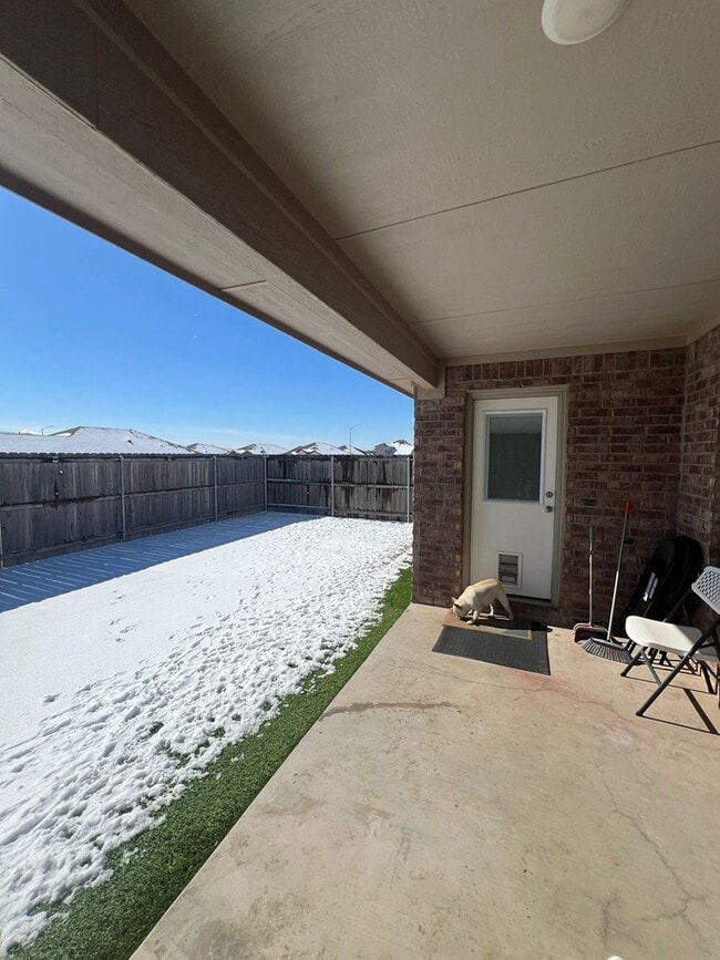 Building Photo - 7600 Silver Crk Ct