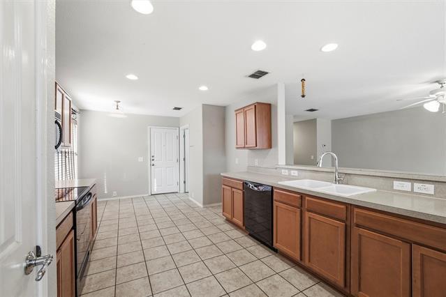 Building Photo - 10404 Nettie St