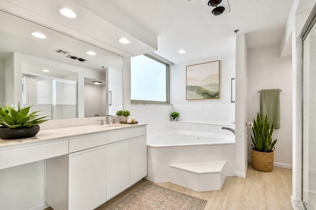 Building Photo - 941 Seddon Cove Way