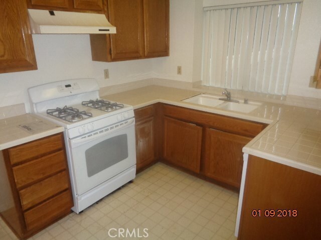 Building Photo - 27192 Rainbow Creek Dr