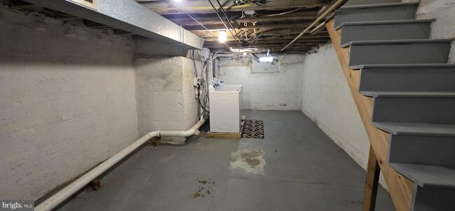 Building Photo - 1438 S Marston St