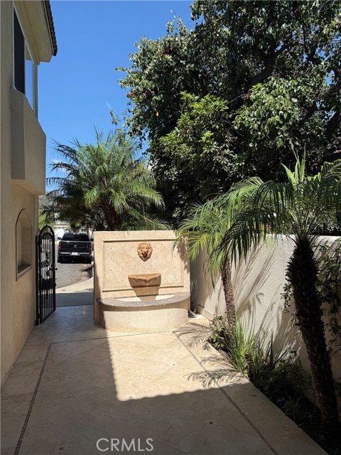 Building Photo - 9 Mandrake Way