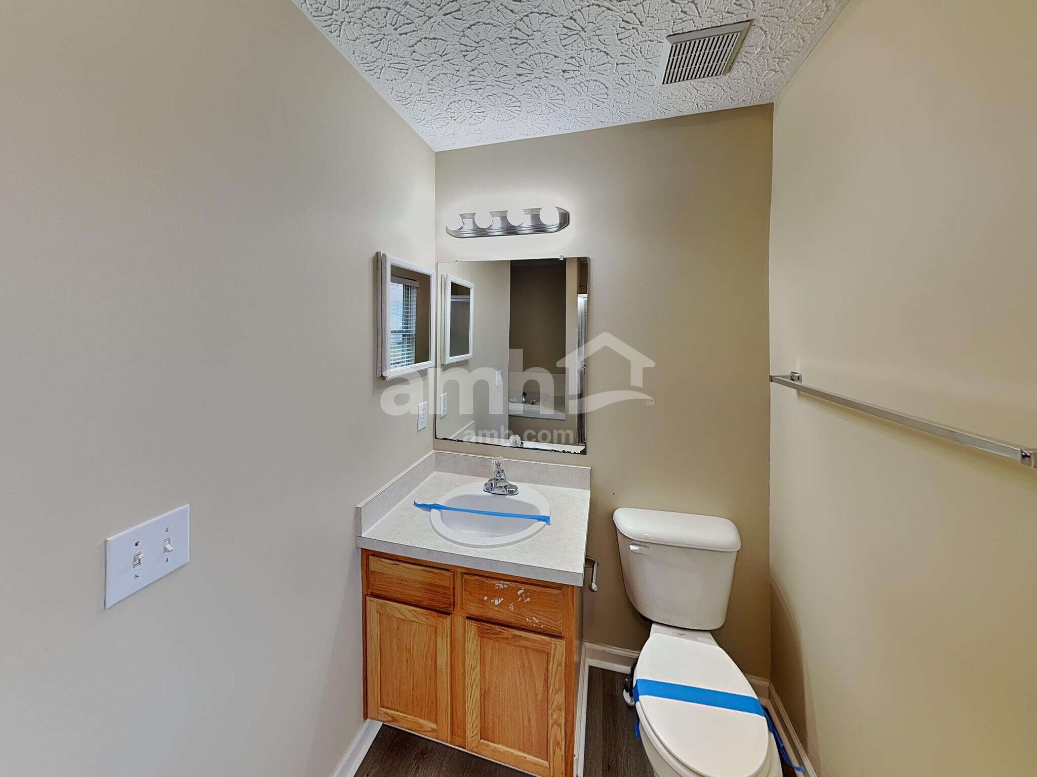 Building Photo - 522 Hunnicut Dr