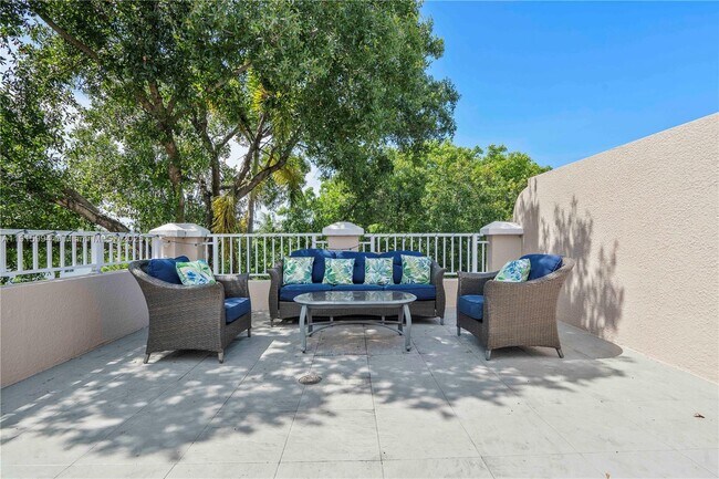 Building Photo - 217 SW 11th St