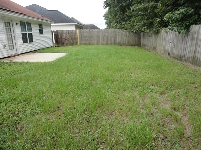 Building Photo - 240 Fontenot Dr