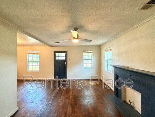 Building Photo - 4308 E 4th Pl