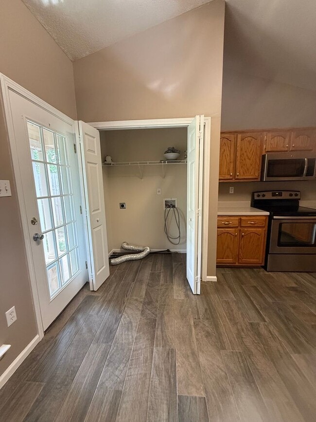 Building Photo - Gorgeous 3 bedroom 2 bath home in Hernando, MS