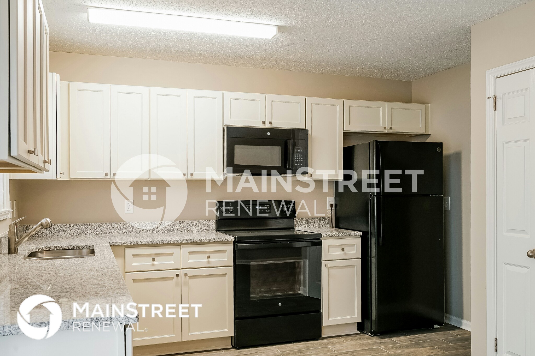 Building Photo - 4806 Tyne Dr