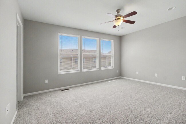 Building Photo - 27971 Middleton Dr