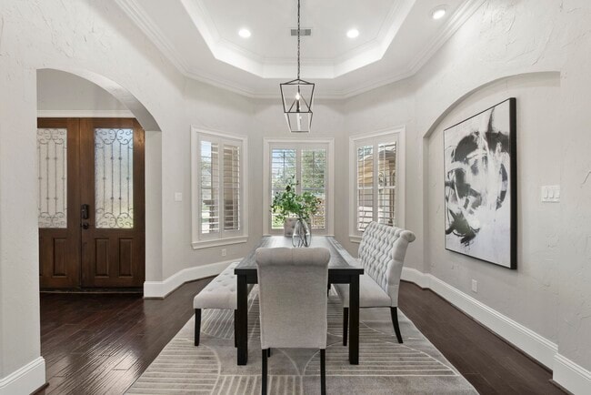 Building Photo - 26214 Kingsgate Ln