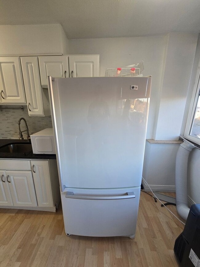 Building Photo - 1196 N Grant St