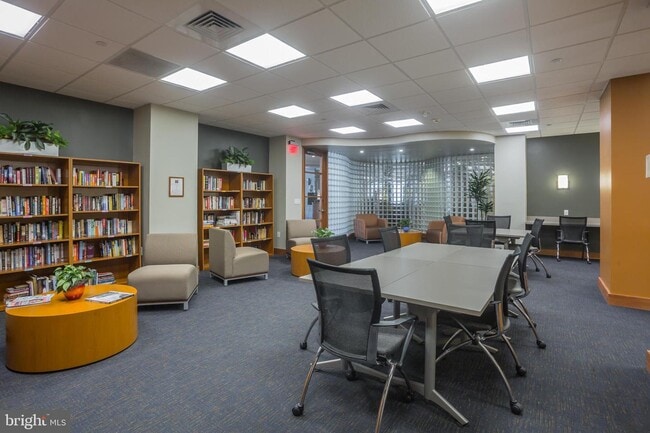 Building Photo - 2601 Pennsylvania Ave