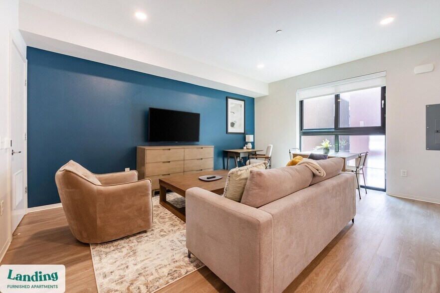 Building Photo - 372 Fourth Ave