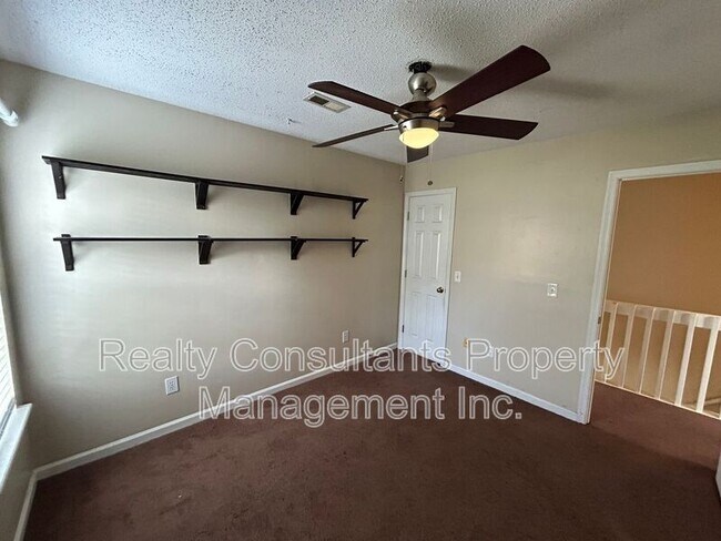 Building Photo - 600 Summerwalk Rd