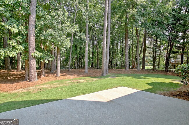 Building Photo - 185 Newfield Dr