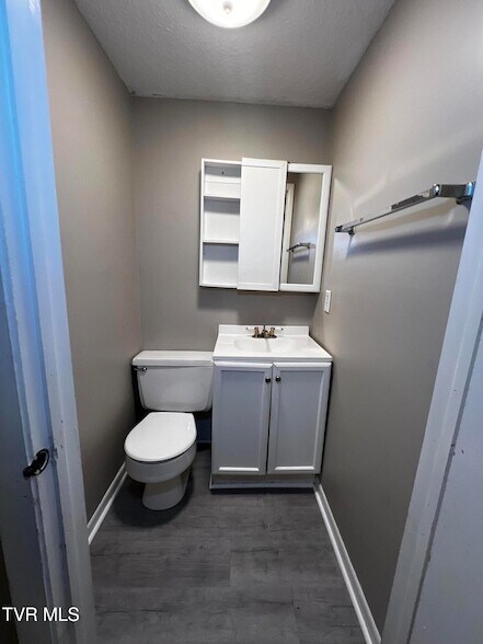 Building Photo - 1419 Colony Park Dr