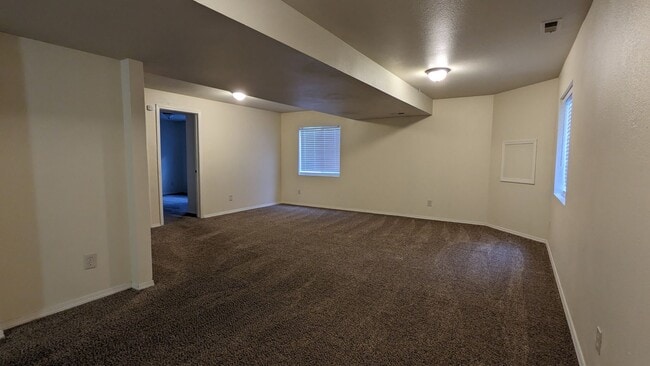 Building Photo - RANCH 4 BED/2 BATH WITH FINISHED BASEMENT ...