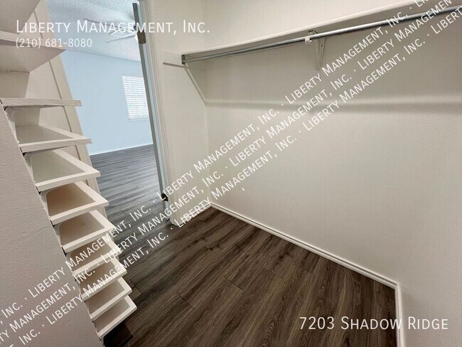 Building Photo - 7203 Shadow Ridge