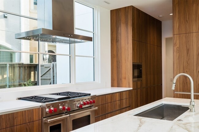 Building Photo - 5048 Airline Rd