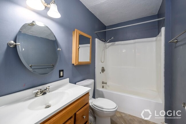Building Photo - Home in Manti