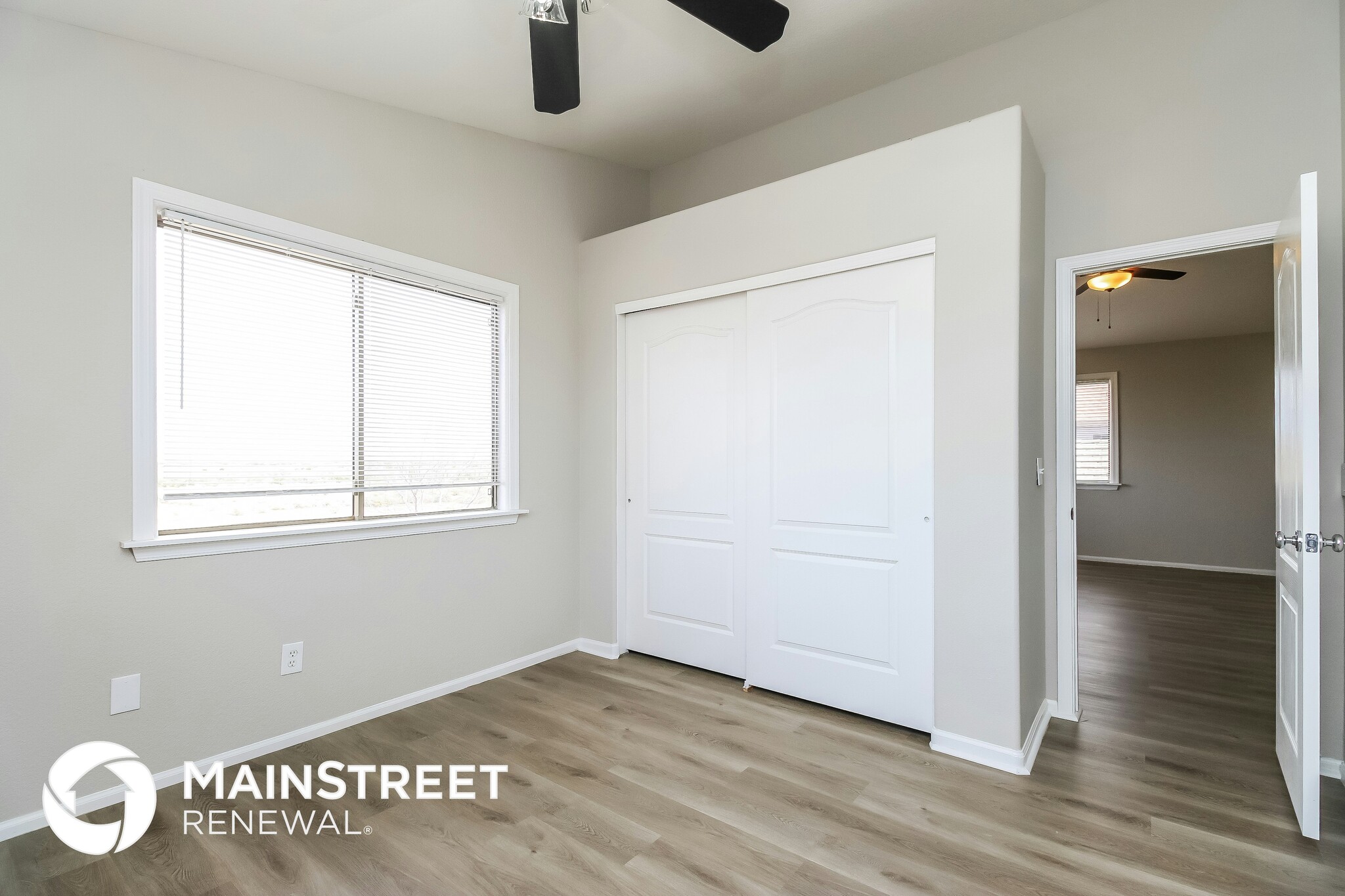 Building Photo - 42478 W Hillman Dr