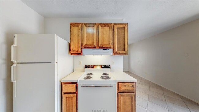 Building Photo - 1004 Verde Dr