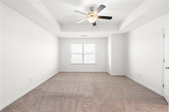 Building Photo - 2212 Triple Crown Ln