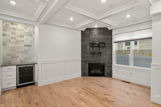 Building Photo - 36 Trull St