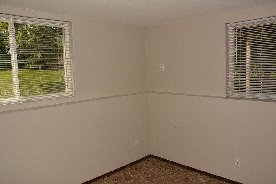 Building Photo - 327 Cordy Lane