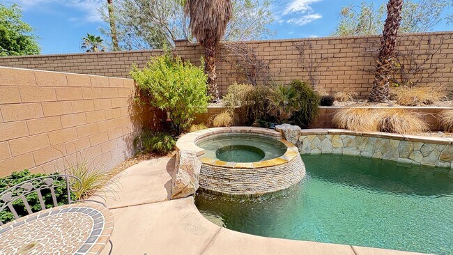 Building Photo - Fully Furnished 4-Bedroom Home with Pool & Spa in Palm Desert