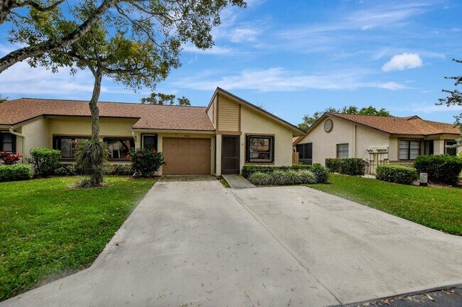 Building Photo - 8046 Summerview Terrace